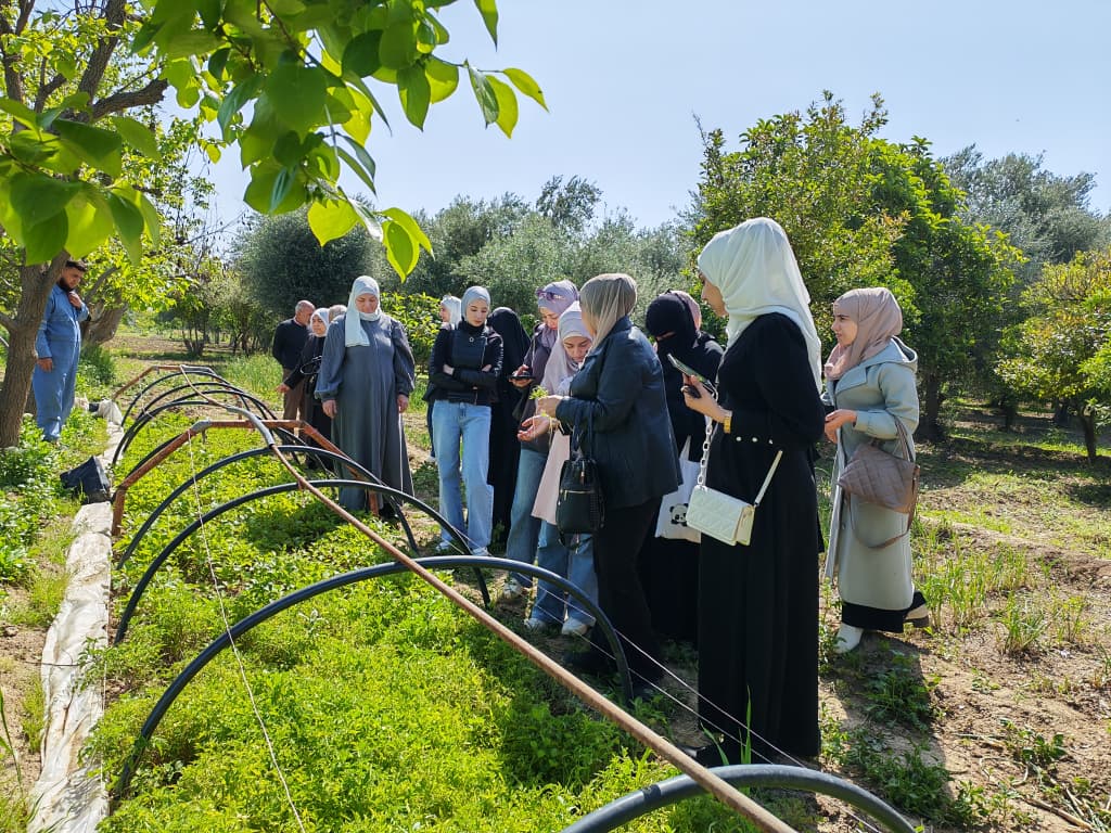 رحلة علمية لطلاب السنوات الأخيرة في كلية الهندسة الزراعية بدير الزور