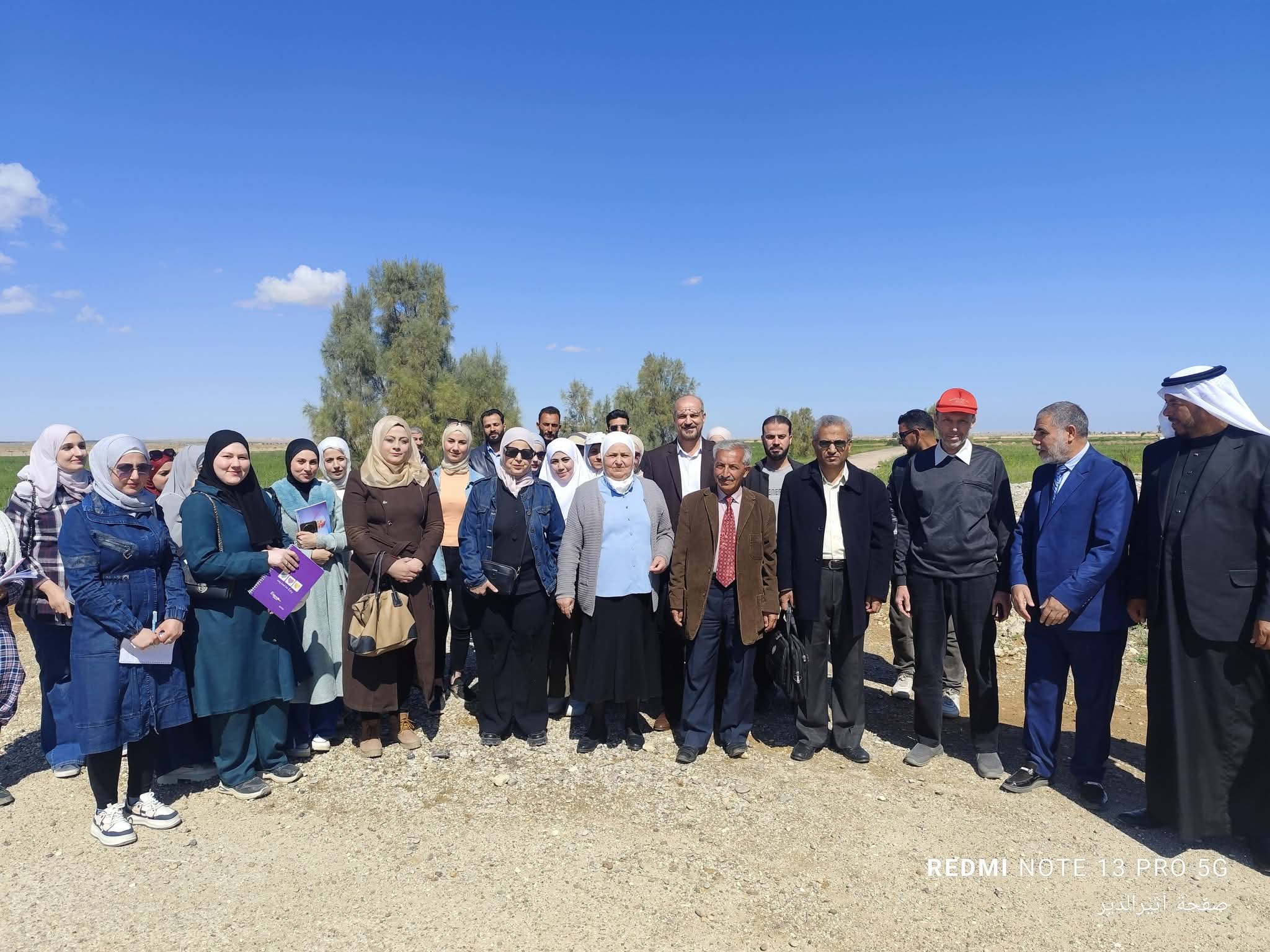 من القاعة إلى الحقل: طلبة المحاصيل الحقلية في زيارة علمية لمراكز الأبحاث