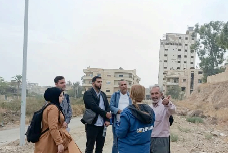 الجلسات العملية لطلاب الدراسات العليا على قدم وساق