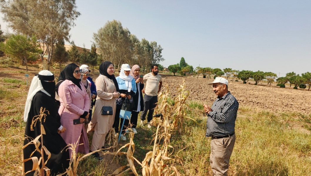 زيارة ميدانية الى محطة المركز العلمي لدراسات المناطق الحافة والاراضي القاحلة ومحطة البحوث الزراعية
